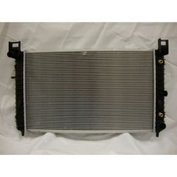 GM TRUCKS & VANS SUBURBAN (CHEVY) RADIATOR 5.3L/V8 W/O EOC (28 1/4" CORE) OEM#15193110 2000-2006 PL#GM3010436