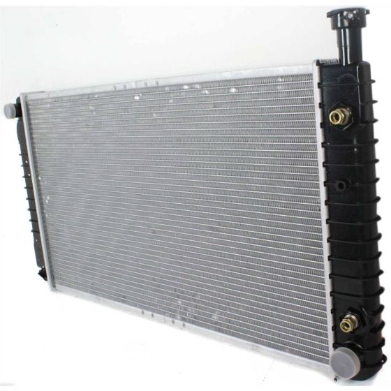 GM TRUCKS & VANS CHEVY/GMC/VAN(Express/Savana) RADIATOR 4.3/V6 5.0/5.7/V8 WO/EOC OEM#15762438 1996-2002 PL#GM3010305