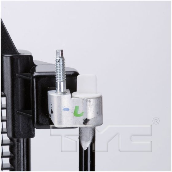 BUICK RAINIER A/C CONDENSER (5.3/V8) OEM#89019256 2004-2007 PL#GM3030257