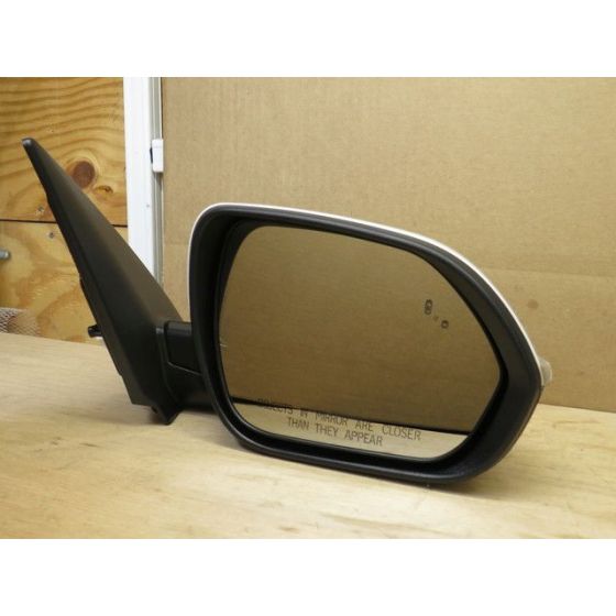 KIA SELTOS DOOR MIRROR RIGHT (Passenger Side) PWR/HTD/SIGNAL (S/EX/SX MDL)(W/BSD)(PTM CVR) OEM#87620Q5150 2021-2023 PL#KI1321250